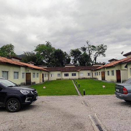 Residencia Orla Do Massaguacu Villa Caraguatatuba Luaran gambar
